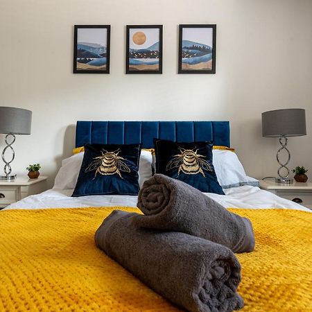 Strood 1 Bed Central - Free Parking - Long Stay Offer מראה חיצוני תמונה